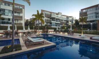 Imagem 2: Casa de Alto Padrão no Recreio dos Bandeirantes - Luxo e Conforto em Condomínio Exclusivo