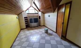 Imagem 3: Vendo casa triplex em condominio Vargem Pequena, 4 quartos (3 suites), quintal com piscina