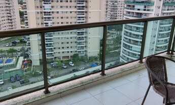 Imagem 5: Barra da Tijuca, Soleil, cobertura duplex, original 3 quartos, transformado em 2 com sala