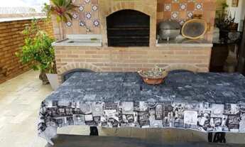 Imagem 4: Laranjeiras, magnifica cobertura lamina, com 1320m² e area construida de 421m², com vista