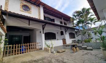 Imagem 2: Excelente casa triplex, com 454m² de área construida, documentaçao ok, aceita financiament