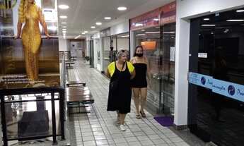 Imagem 3: Loja com 60m², no Shopping Barra Square, 2º piso, ar condicionado, internet, 2 vagas de ga