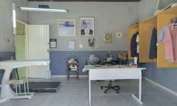 Imagem 4: Salão Comercial à Venda no Centro de Indaiatuba-SP: 3 salas, 3 banheiros, 3 vagas de garag