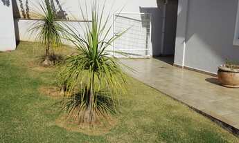 Imagem 3: Casa - Com 4 Suítes (2 com hidro e 1 suíte com closet), Lavabo, Sala de estar com lareira