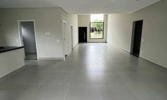 Imagem 2: Casa - 3 suítes, Escritório, Sala de estar com pé direito duplo, Sala de jantar, Lavabo, C