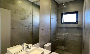 Imagem 6: Casa semi Mobiliada - Casa com 3 suítes + escritório, Sala de estar com pé direito duplo