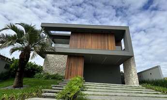 Imagem: Sobrado novo a venda no Pq. Villa dos Pinheiros