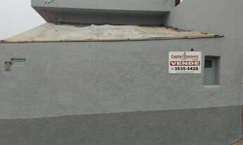 Imagem: Casa com 3 Dormitórios, WC. Social, Sala