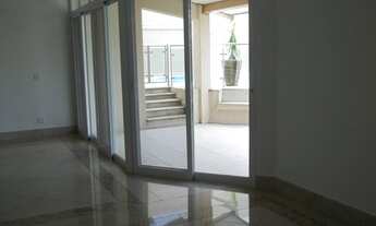 Imagem 7: Sobrado - com 4 Suítes (1 sendo Master com Closet e Sala intima e 1 Suíte para hospedes)