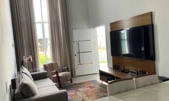 Imagem 3: 3 Dormitórios sendo 1 suíte com closet, sala pé direito 4,5m, cozinha, sala de jantar, sal