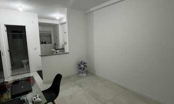 Imagem 3: Apto com 2 Dormitorios, WC. Social, Sala com varanda, Cozinha, A.S., 1 Vaga de garagem cob