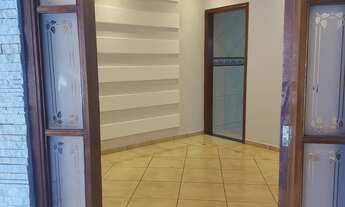 Imagem 3: Casa com 3 Dormitórios (sendo 1 Suíte com ar condicionado), WC. social, Sala, Cozinha pla