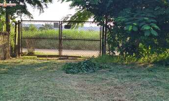 Imagem 1: Chácara - Em Condomínio com A/T. 7.200,00m² e A/C. 60,00m² 1 Dormitorio, WC. Social, Sala