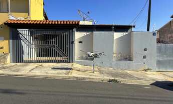 Imagem: Casa térrea em ótima localização