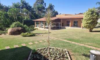 Imagem 3: Chácara - Em condomínio com A/T. 10.000,00 m ², A/C. 900,00m². Casa Sede 4 Dormitorios(sen