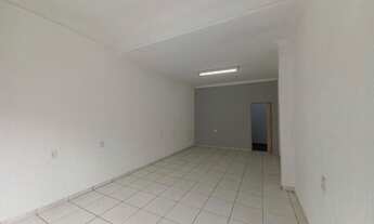 Imagem 7: Salão com 36,70m², WC., Cozinha e Depósito. Excelente localização, em frente ao Cato super