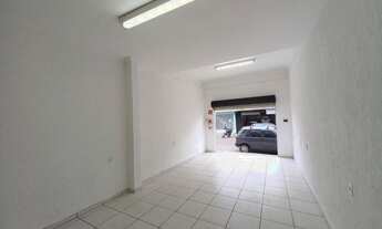 Imagem 5: Salão com 36,70m², WC., Cozinha e Depósito. Excelente localização, em frente ao Cato super