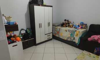 Imagem 7: Casa - Residencial ou Comercial, com 2 dormitorios, 2 WCs., Sala, cozinha com churrasqueir
