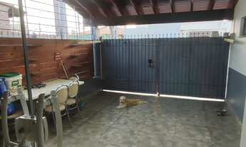 Imagem 1: Casa - Residencial ou Comercial, com 2 dormitorios, 2 WCs., Sala, cozinha com churrasqueir