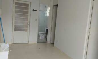 Imagem 4: Apto com 2 Dormitórios, WC. Social, Sala 2 Ambientes, Cozinha, A.S., 1 Vaga de garagem. Po