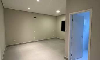 Imagem 5: Chácara em Indaiatuba. Com 3 suítes, piscina com spa e um amplo terreno de 1.000 m² com 29