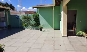 Imagem: Excelente casa com suíte e ótimo quintal