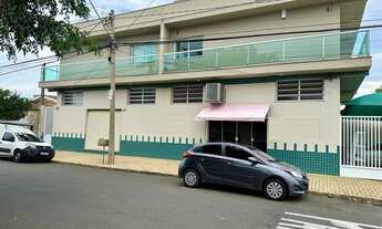 Imagem: Excelentes aptos e salões