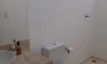 Imagem 6: SOBRADO - 3DORMTS., COM ARMÁRIOS, AR CONDICIONADO, SACADA(SENDO 1 SUÍTE), WC. SOCIAL, LAVA