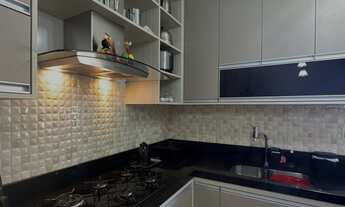 Imagem 7: Sobrado - 3 dormitorios, todos com armarios (sendo 2 suítes e uma com sacada), wc. social