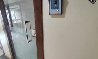 Imagem 3: Oportunidade Única: Sala Comercial à Venda no Candeal, Centro Médico Christian Barnard