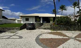 Imagem 2: Imperdível: Casa mobiliada para locação em Condominio Interlagos, 4 suítes, piscina, frent