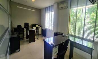 Imagem 3: Prédio com 350m² no Rio Vermelho e elevador privativo