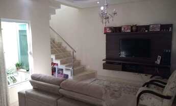 Imagem 7: Casa de Luxo: 4 Quartos, 2 Suítes, 2 Salas, 5 Banheiros, 2 Vagas na Jardim Souza Queiroz