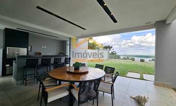 Imagem: Casa de alto padrão em condomínio exclusivo