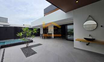 Imagem 6: Imperdível: Casa de alto padrão com 3 suítes e 5 vagas de garagem no Jardim Pau Brasil - A