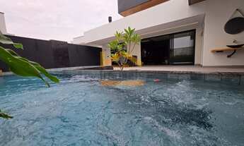 Imagem 3: Imperdível: Casa de alto padrão com 3 suítes e 5 vagas de garagem no Jardim Pau Brasil - A