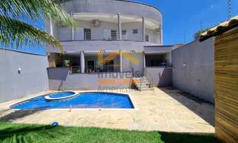 Imagem 1: Casa à venda em Nova Odessa-SP: Residência de luxo no Jardim Maria Helena com 3 suítes e 4