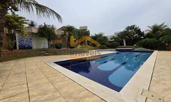 Imagem 2: Casa de alto padrão no Vale das Paineiras: 5 quartos, 5 suítes, 3 salas, 7 banheiros, 4 va