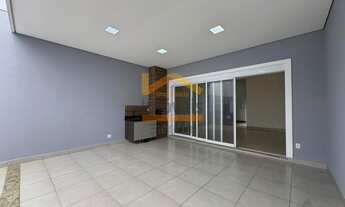 Imagem 3: Excelente oportunidade de locação: Casa de 3 quartos com suíte, 2 vagas na Vila Rio Branco