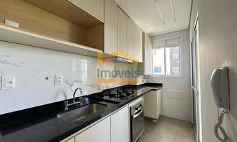 Imagem: Apartamento de 2 quartos com móveis planejados