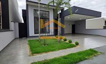 Imagem 2: Casa de Condomínio à Venda em Nova Odessa-SP: 3 quartos, 1 suíte, 2 salas, 2 banheiros, 4