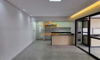 Imagem 2: Apartamento para locação: 3 quartos, 1 suíte, 2 salas, 2 banheiros, 2 vagas na Cidade de A