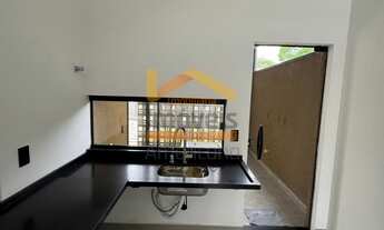 Imagem 2: Linda casa à venda no Parque Fabrício, Nova Odessa-SP: 2 quartos, 1 suíte, 2 salas, 2 banh