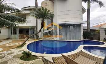 Imagem: Ampla casa de 5 quartos e 2 suítes à venda