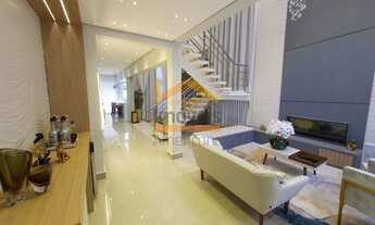 Imagem 4: Lindo sobrado com acabamento de alto padrão no Condomínio Villagio! VENDA R$ 2.700.000,00