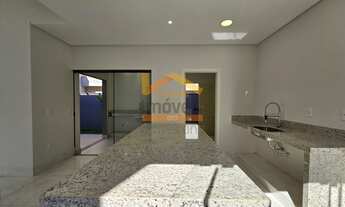 Imagem 3: Casa de alto padrão em condomínio: 3 quartos, 1 suíte, 2 salas, 3 banheiros, 4 vagas de ga