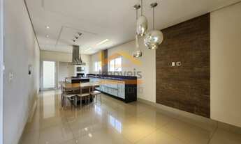 Imagem 3: Casa de alto padrão em condomínio: 5 quartos, 5 suítes, 3 salas, 6 banheiros, 6 vagas, 450