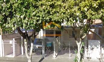 Imagem: Terreno com construção sem valor comercial