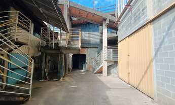 Imagem 7: Salão Comercial de Alto Padrão na Vila Dainese, Americana-SP: 10 Salas, 20 Banheiros, 4 Va