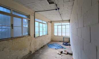 Imagem 6: Salão Comercial de Alto Padrão na Vila Dainese, Americana-SP: 10 Salas, 20 Banheiros, 4 Va